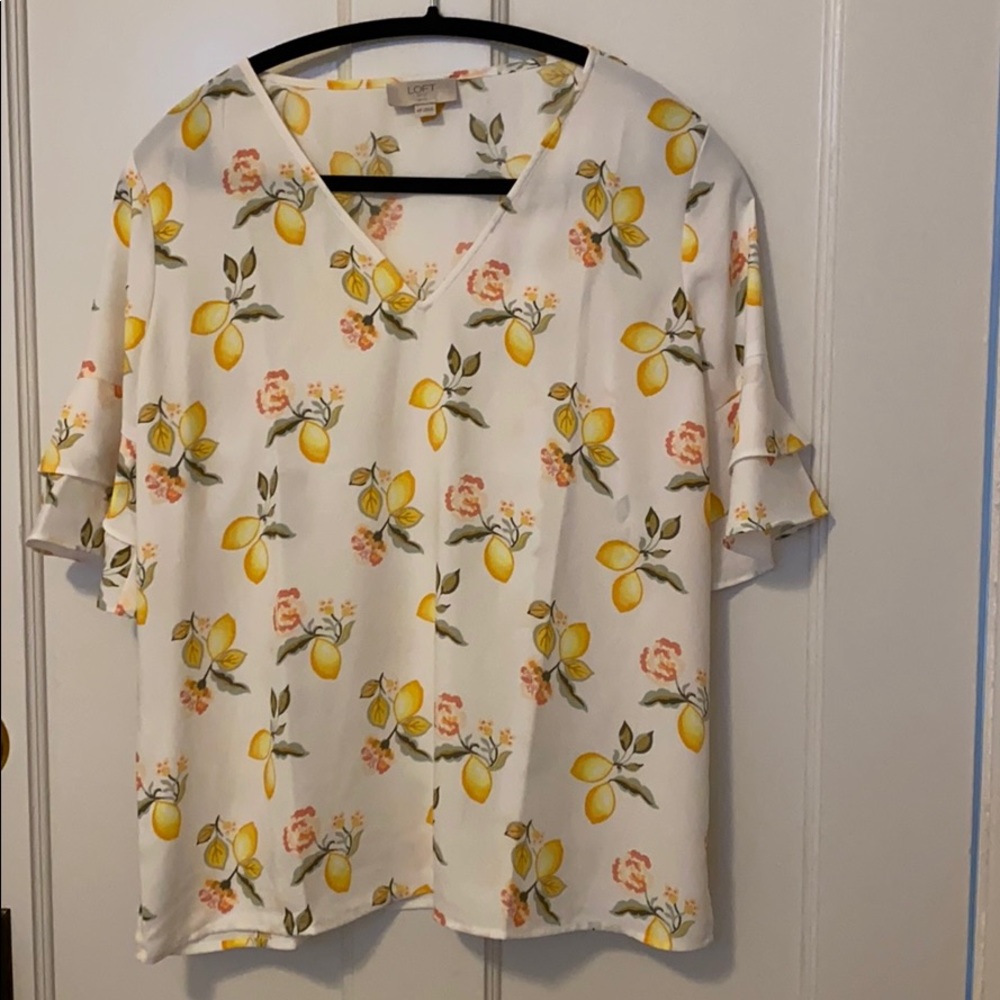 Lemon print top